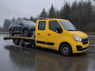 Holowanie SUV-a w deszczu – Tczew